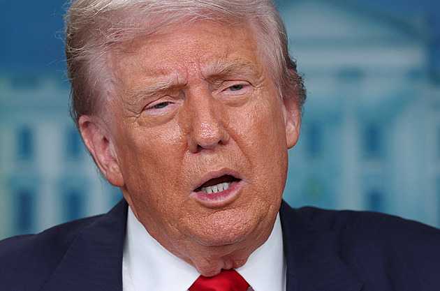 Trump nechce s Putinem jednat o rozdělení Ukrajiny, bude řešit příměří
