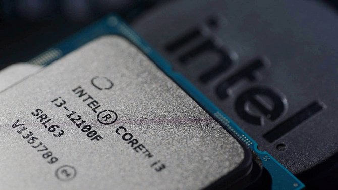 Intel dál pracuje na APO, technologii zrychlující hry. Nová verze APO+ prý umí přepsat neoptimalizovaný kód