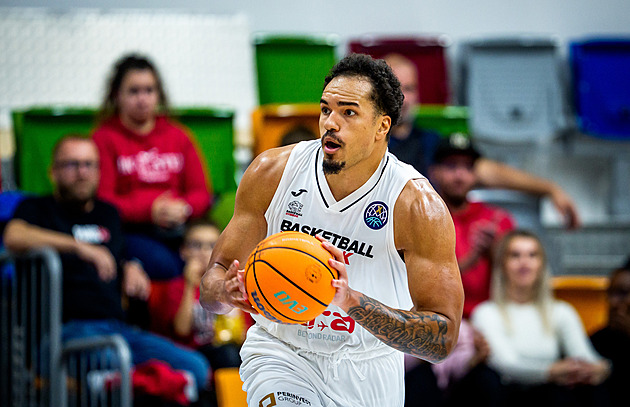 Hlavně nemít výčitky. Nymburský pivot o štaci v NFL i vstupu do Ligy mistrů