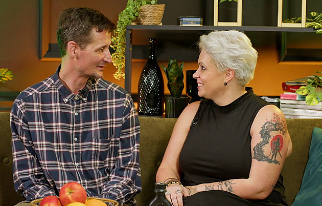 První díl nahé seznamky skončil happy endem, Mirka našla svého námořníka