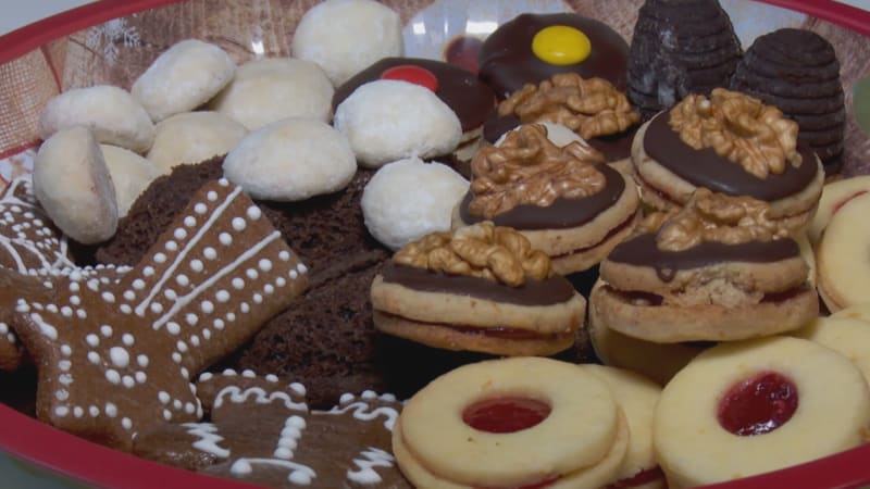 Nejvyšší čas objednat vánoční cukroví: Ceny letos vyletí nahoru. Za co si nejvíc připlatíme?