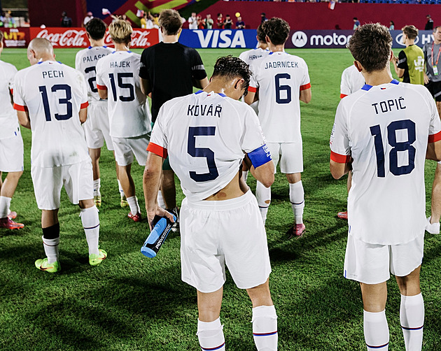 Česká sedmnáctka se loučí s MS v prvním kole play off, vyřadili ji Italové