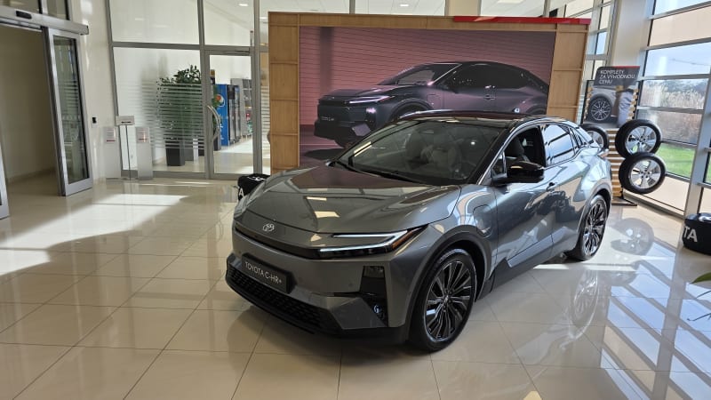 Škoda Elroq má nového silného konkurenta od Toyoty. Chlubí se zárukou na milion kilometrů