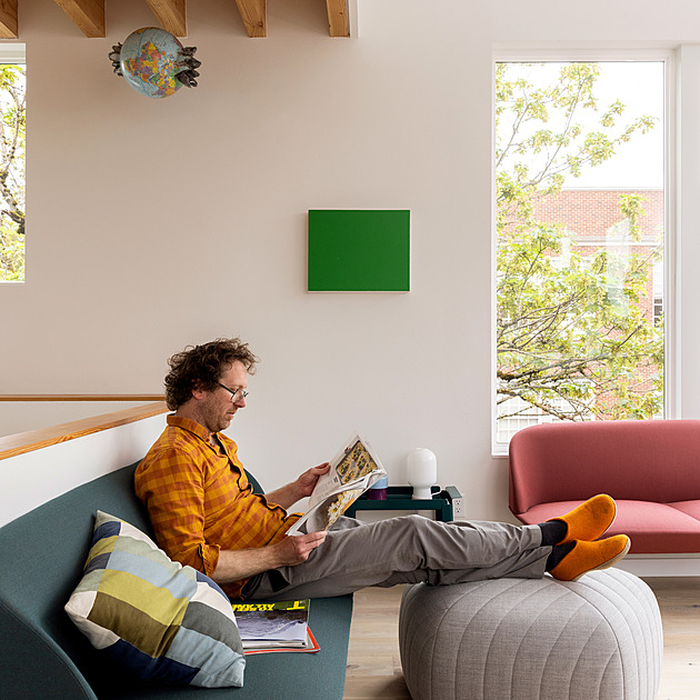 Boneless nebo klasika? Jak vybrat pohovku, která se neprosedí ani neomrzí