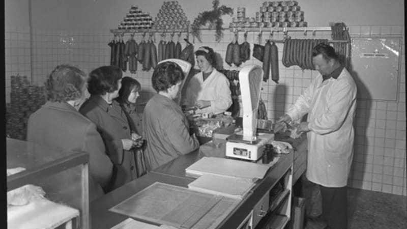 Vepřová kýta stojí 69 korun, za Husáka to bylo 60. Vracíme se do komunismu?