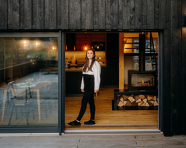 Architektka vybudovala oázu pod Broumovskými stěnami. Vše začalo maringotkou