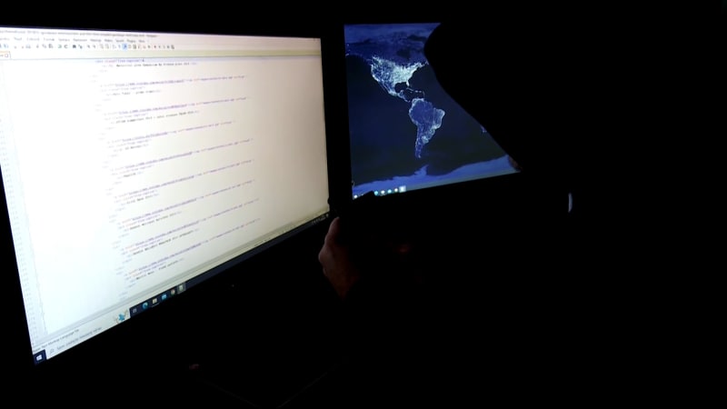 Rodiče nevěří vlastním očím. I malé děti sdílejí intimní videa na internetu, varuje policie